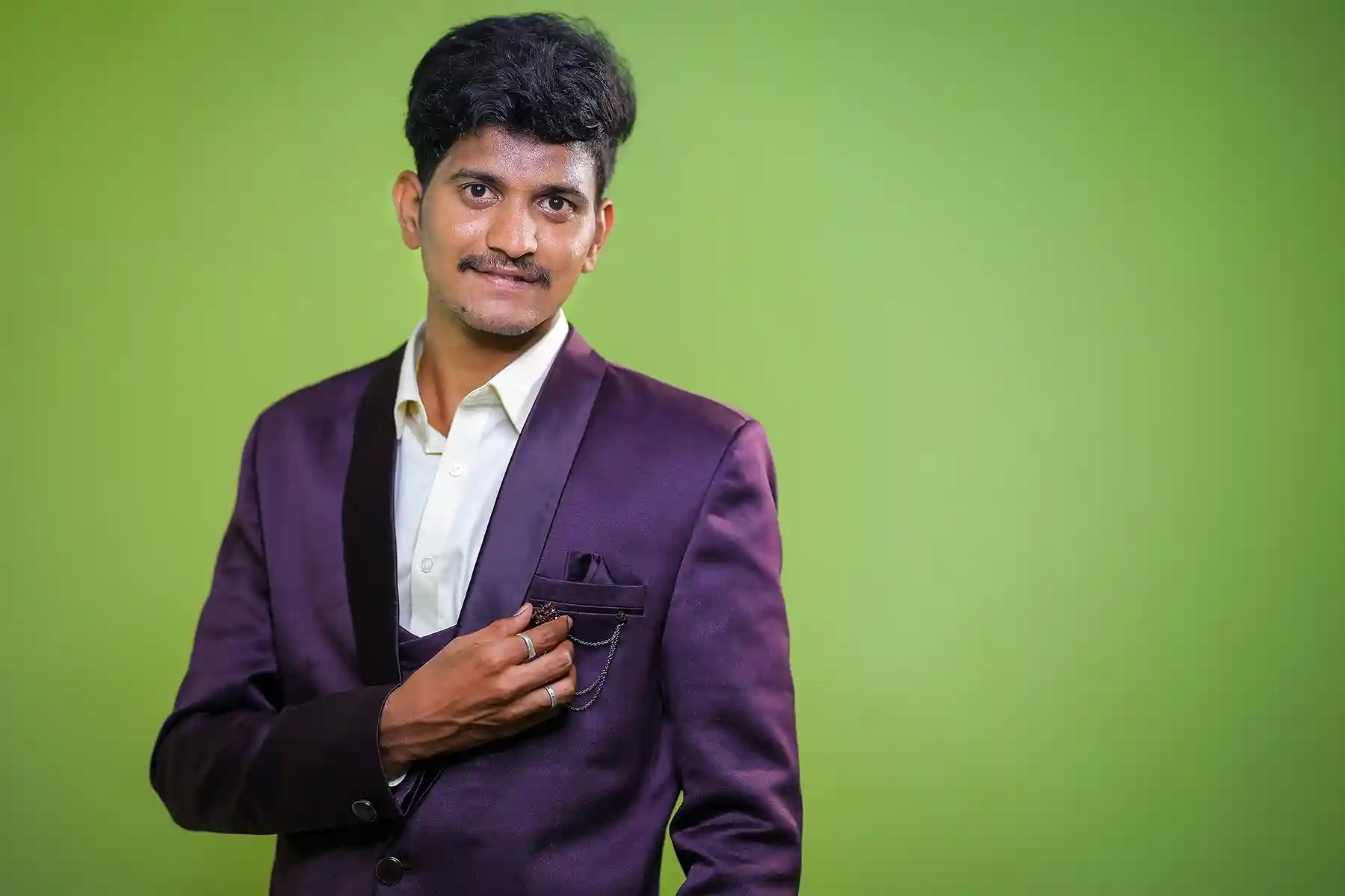 Veerappan and Divyadharshini wedding collection, photograph 19